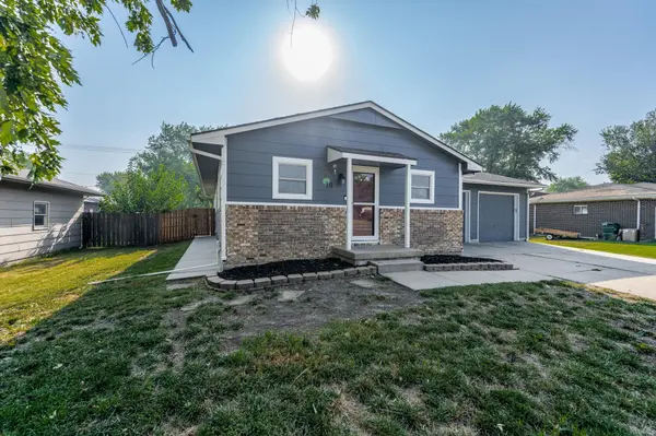 10 Harris Dr, Rose Hill, KS 67133