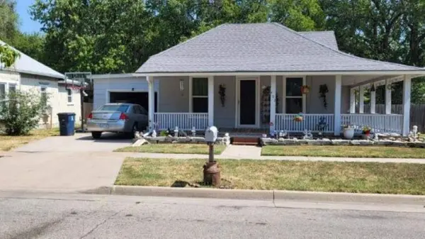 402 N Washington St, El Dorado, KS 67042