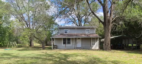8112 S Washington St, Haysville, KS 67060