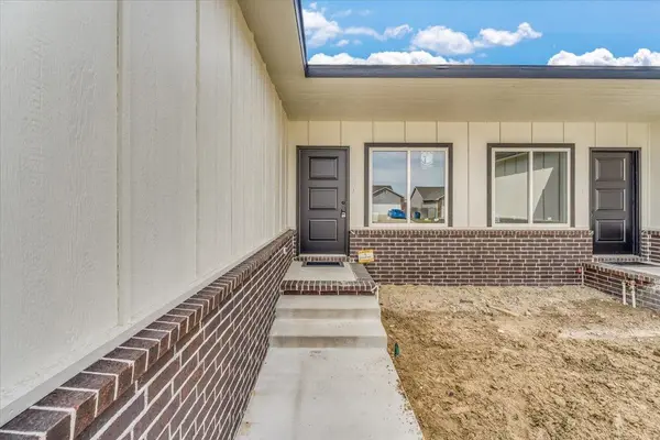 2309 E Quivira, Kechi, KS 67067