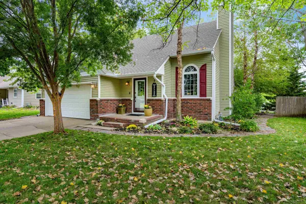 414 N GREENVALLEY DR, Andover, KS 67002