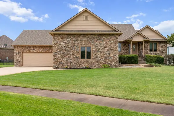 1129 N North Shore Blvd, Wichita, KS 67212-7214