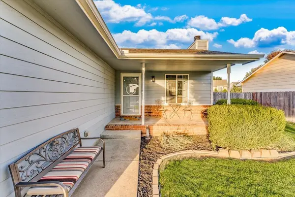 2433 N Rutgers, Wichita, KS 67205