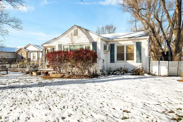 5229 N Delaware Ave, Wichita, KS 67204