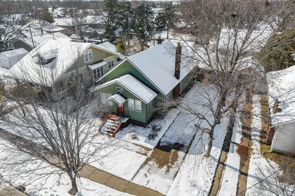 717 N High St, Newton, KS 67114