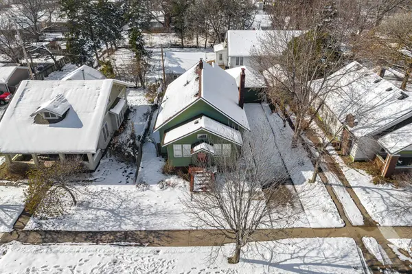 717 N High St, Newton, KS 67114