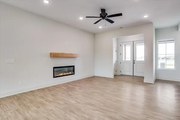 2823 E Sunnyslope, Wichita, KS 67219