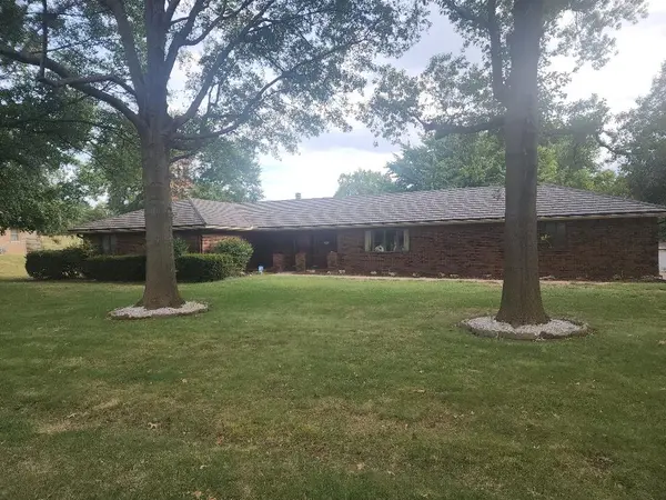 14 Pin Oak, Arkansas City, KS 67005