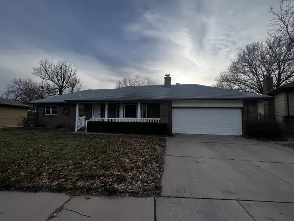 1631 N Mesa St, Wichita, KS 67212