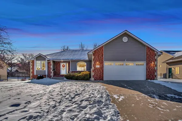 8 S Kansas Ct, Newton, KS 67114