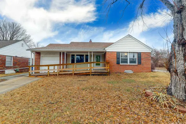 5922 E 2nd St N, Wichita, KS 67208
