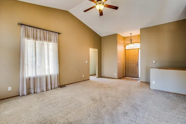2622 N Fieldstone, Andover, KS 67002