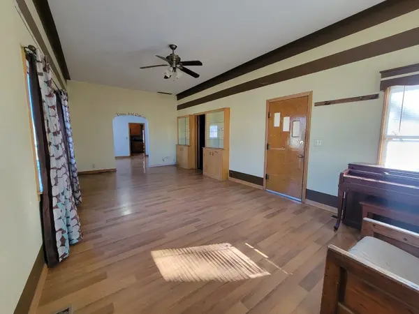 304 S Market St, Caldwell, KS 67022