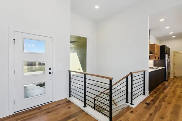 3220 N Pine Grove Cir, Wichita, KS 67205