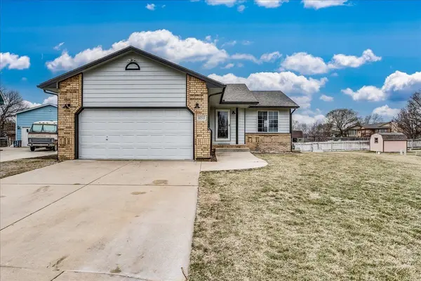 11233 W Dora Ct, Wichita, KS 67209