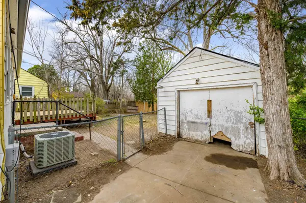 939 N Battin St, Wichita, KS 67208