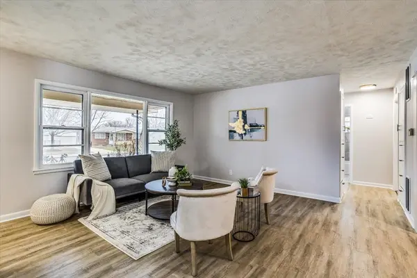 145 Sunset Ave, Haysville, KS 67060