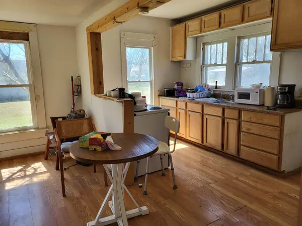 407 S State St, Eureka, KS 67045