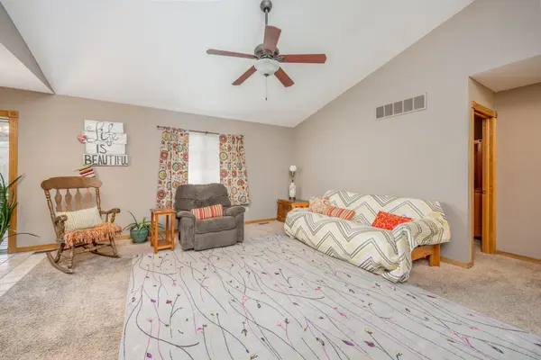 158 Chestnut Dr, Mulvane, KS 67110