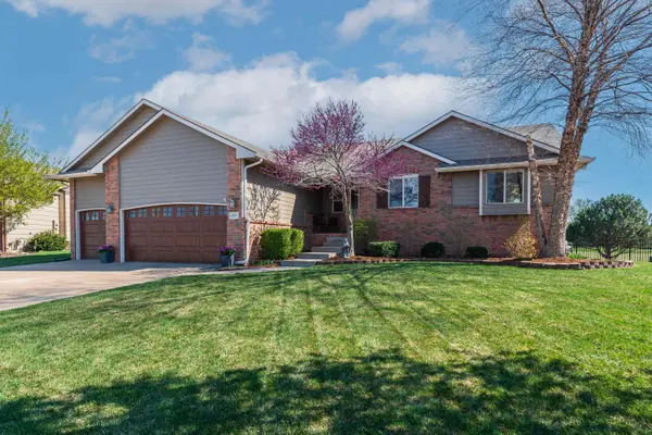 3517 N Forest Ridge St, Wichita, KS 67205