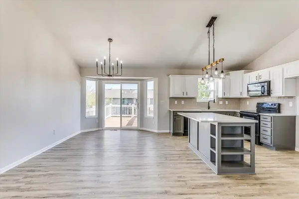 5855 N Kerman Ct, Park City, KS 67219