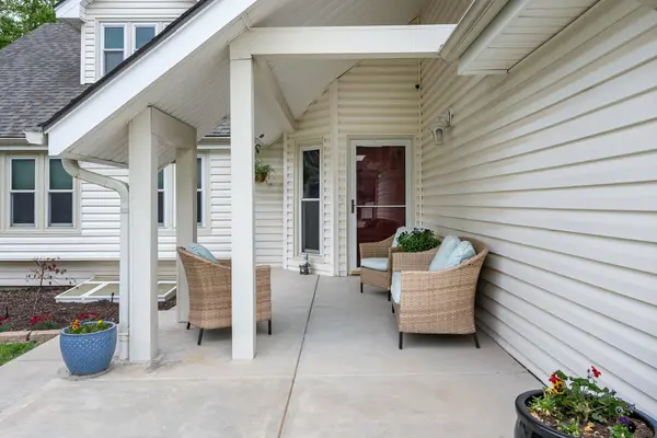 7028 E Aberdeen St, Wichita, KS 67206