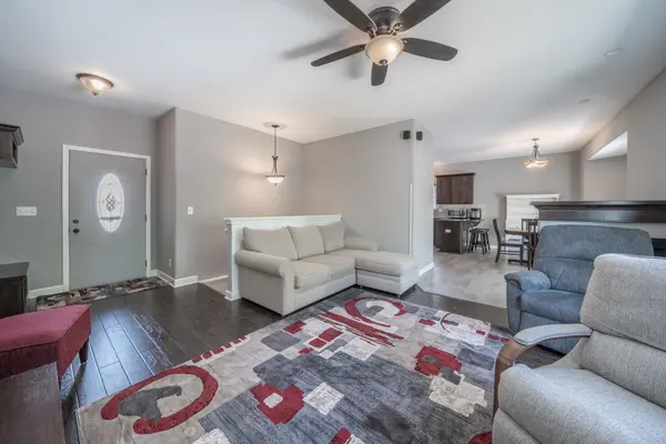 1230 Leonard St, Haysville, KS 67060