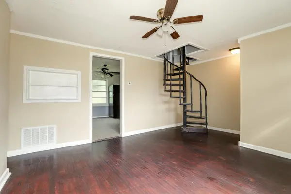 1151 S Waverly Rd, Wichita, KS 67218
