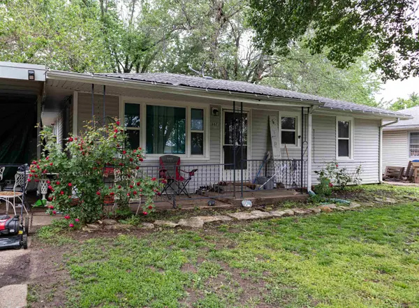 307 N Broadway, Udall, KS 67146