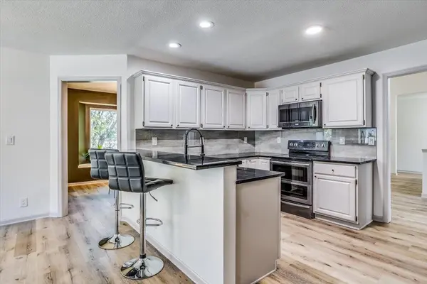 2019 S Cooper St, Wichita, KS 67207