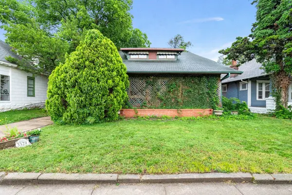 3329 E 1st St N, Wichita, KS 67208