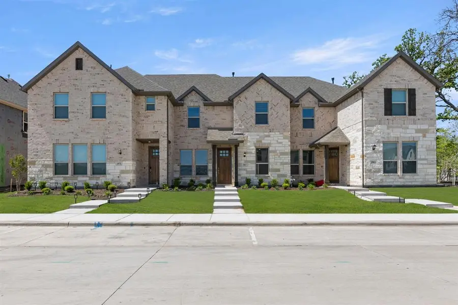 1967 Gentle Oak Trail, Corinth, TX 76210