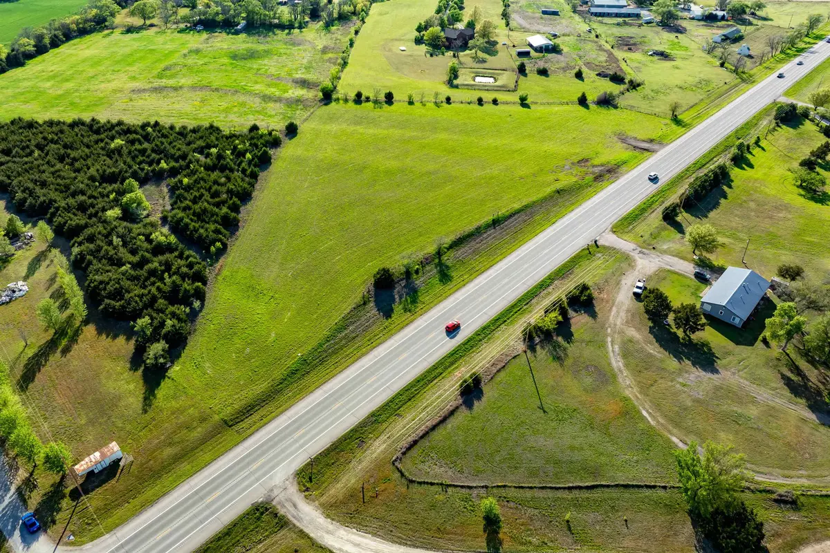 1355 N HWY 15, Mulvane, KS 67110