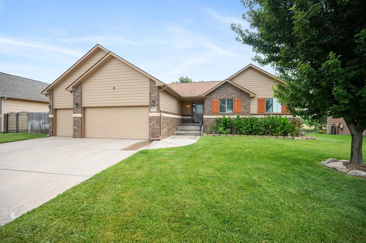 2210 S Wheatland St, Wichita, KS 67235
