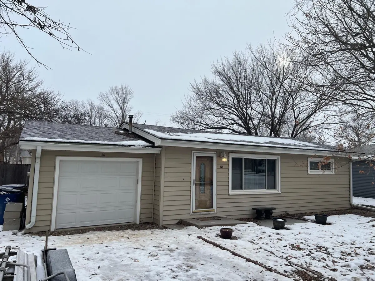 128 N Jackson, Sedgwick, KS 67135