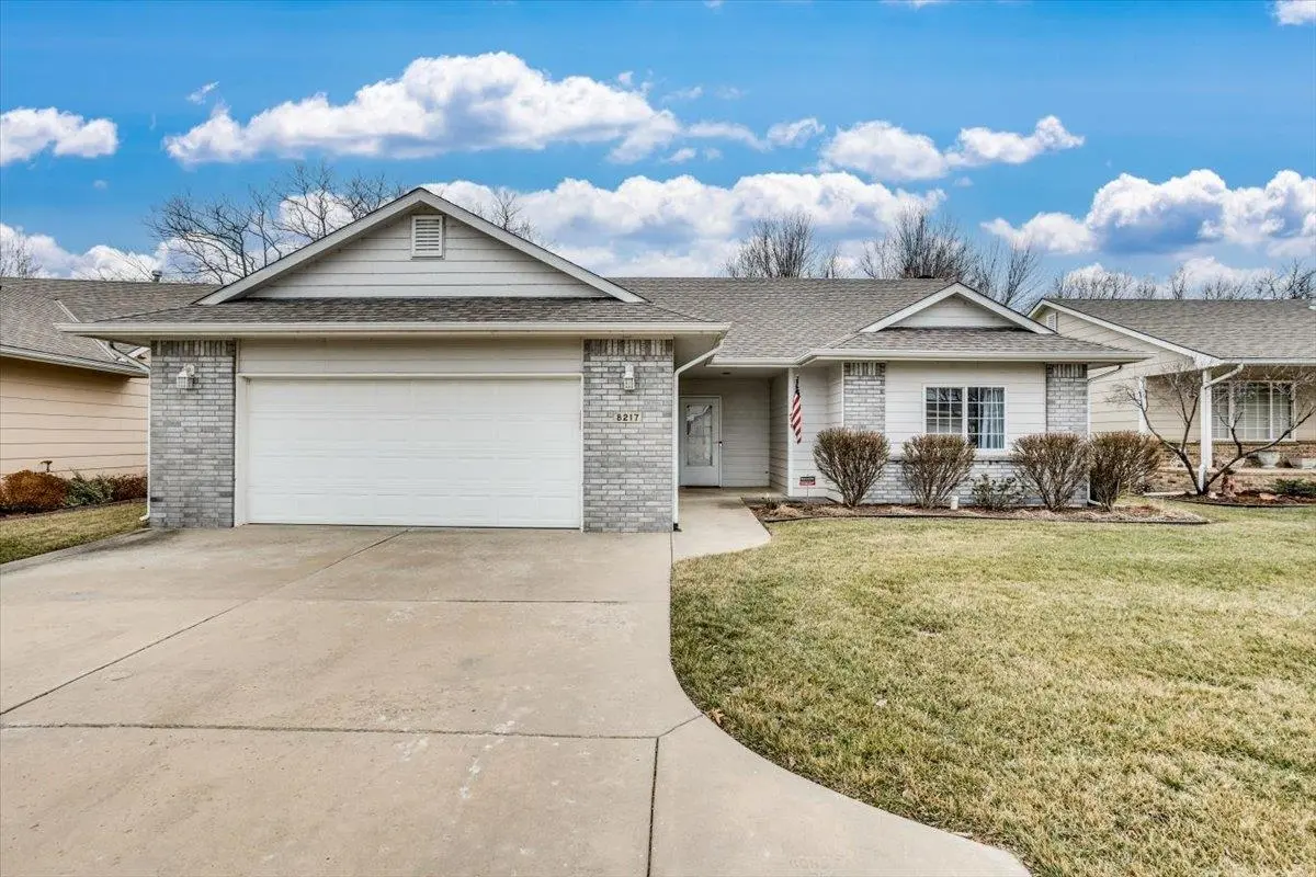 8217 W Nantucket St, Wichita, KS 67212