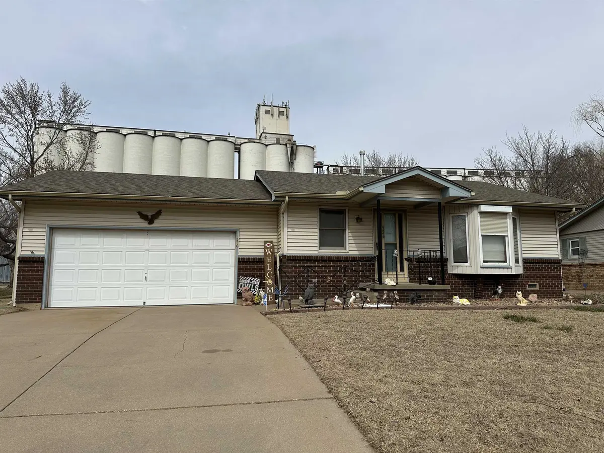 526 W Avenue D, Garden Plain, KS 67050