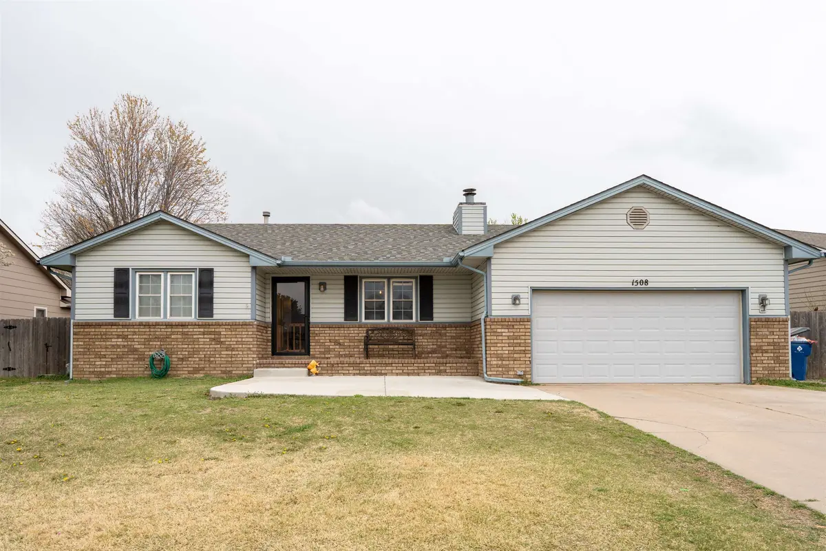 1508 Loring St, Haysville, KS 67060