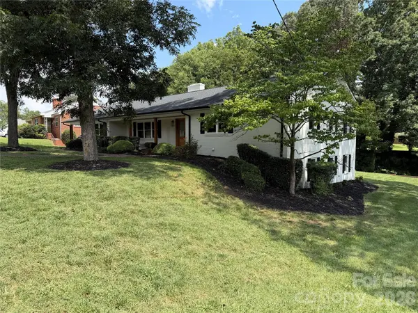228 Cedar ST, Mooresville, NC 28115