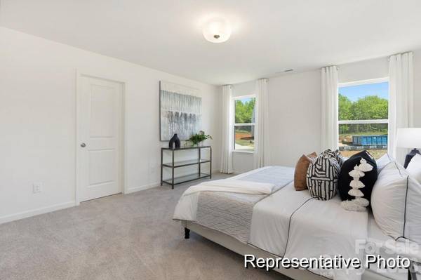 142 Deercroft LN #169p, Red Cross, NC 28129