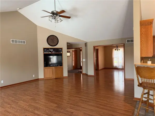 1313 SE Moore RD, St Joseph, MO 64504