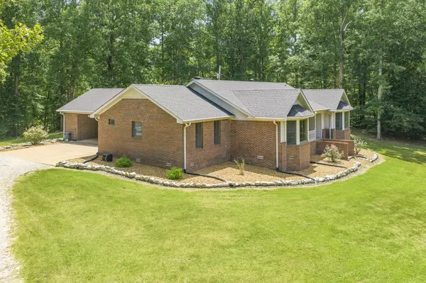 899 Wilkinstown Rd, Parsons, TN 38363