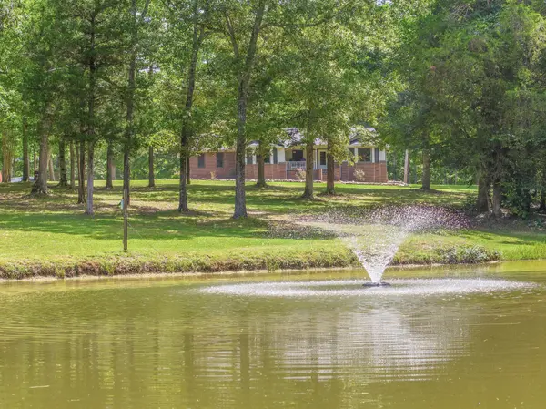 899 Wilkinstown Rd, Parsons, TN 38363