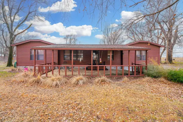 9559 N 137th St W, Sedgwick, KS 67135