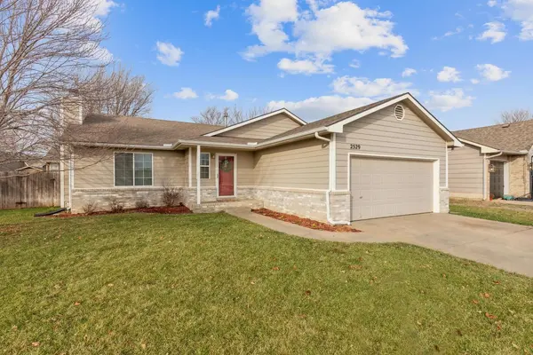2529 N Rutgers St, Wichita, KS 67205