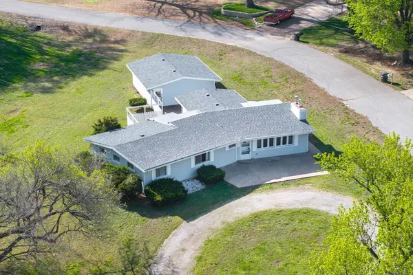 29 Eastwood, Arkansas City, KS 67005