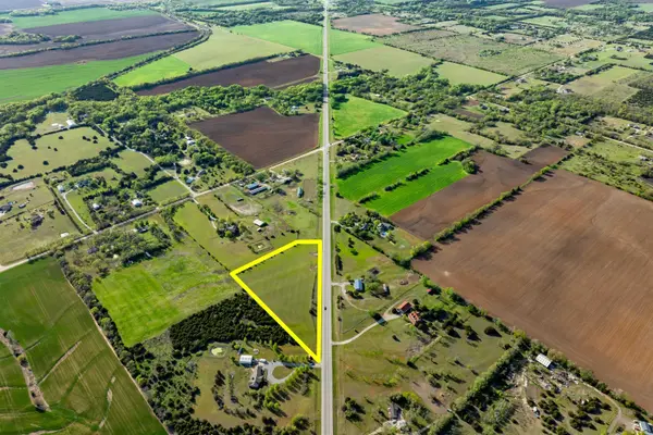 1355 N HWY 15, Mulvane, KS 67110