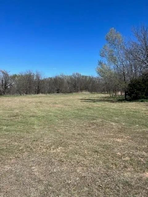 858 NE 120 Rd, Danville, KS 67036