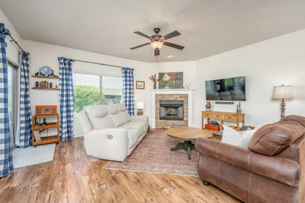 6925 N Grove, Park City, KS 67219