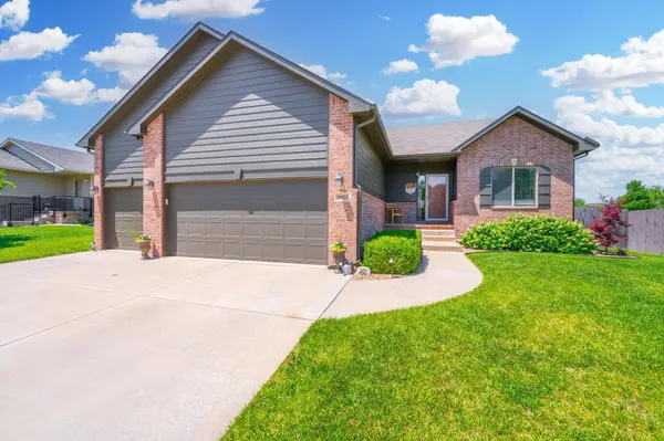 6925 N Grove, Park City, KS 67219
